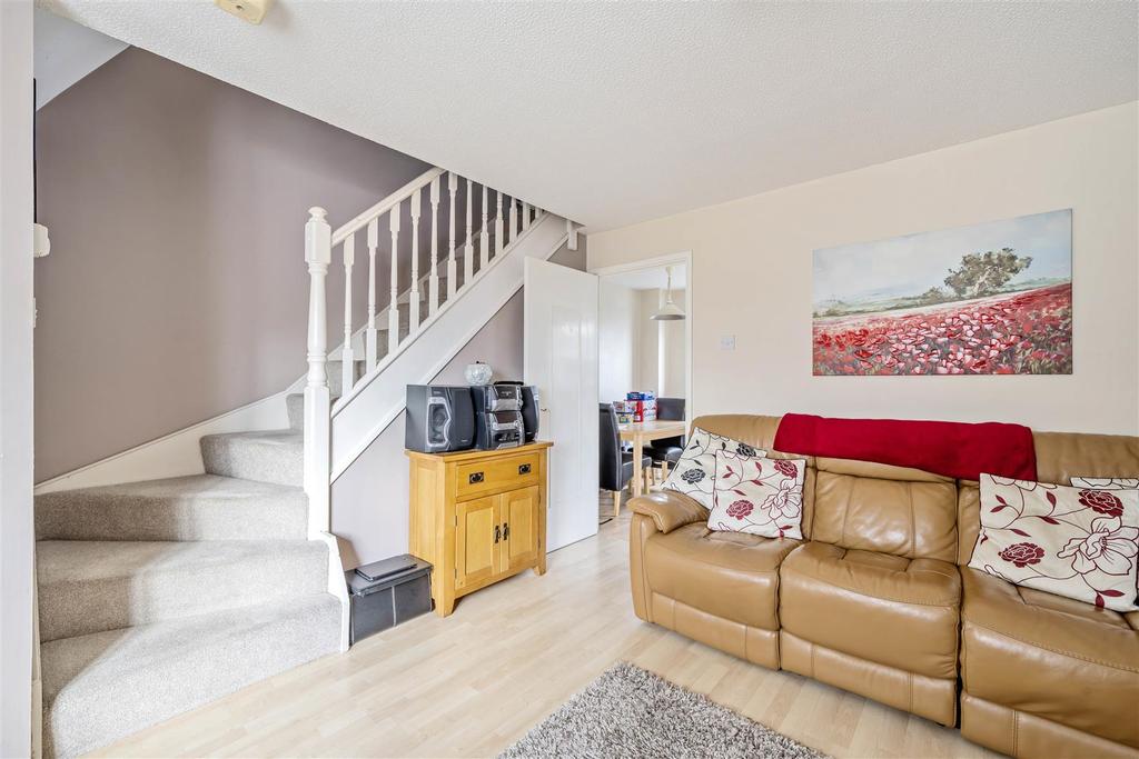 Lon Enfys, Llansamlet, Swansea 2 bed terraced house £125,000