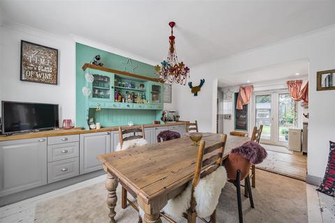 4 bedroom detached house for sale - Upper Broadmoor Road, Crowthorne, Berkshire, RG45 7DQ