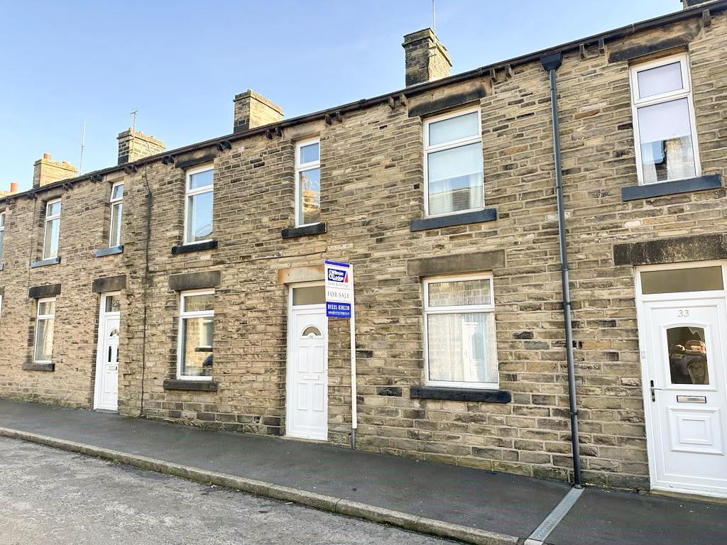 Street, Skipton 2 bed terraced house for sale £155,000