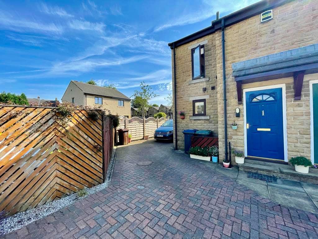Monkmans Wharf, Silsden 1 bed townhouse £600 pcm (£138 pw)