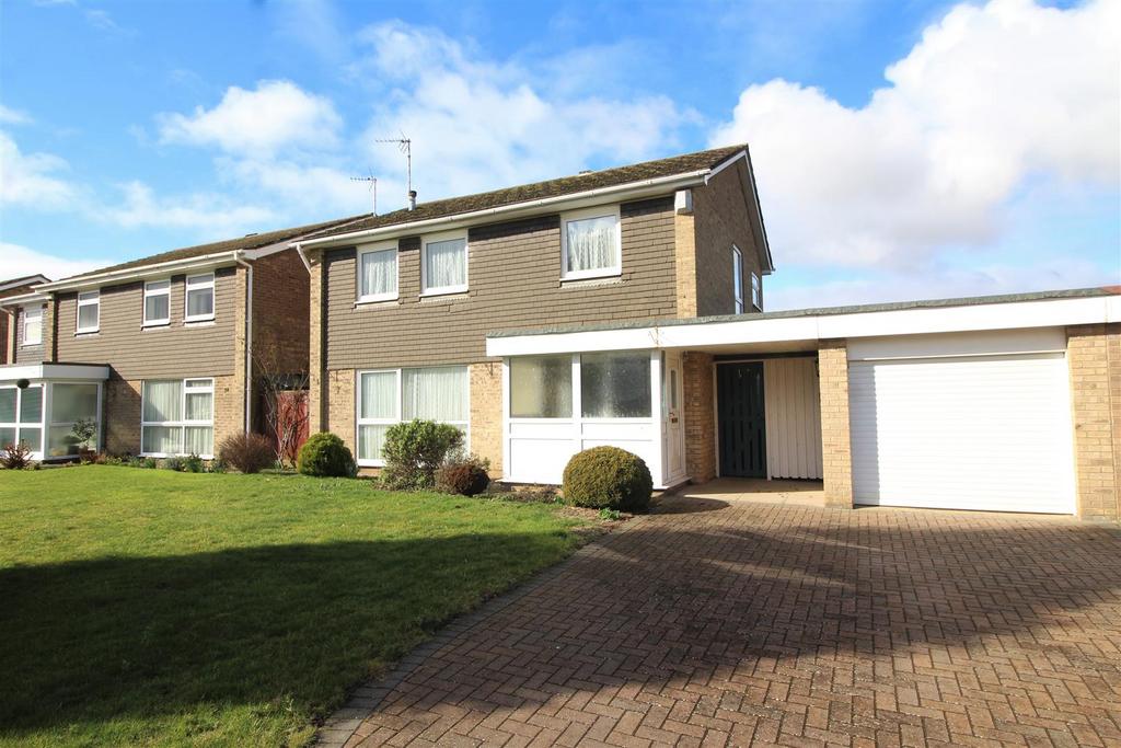 Apsley Way, Longthorpe, Peterborough 4 bed detached house £450,000