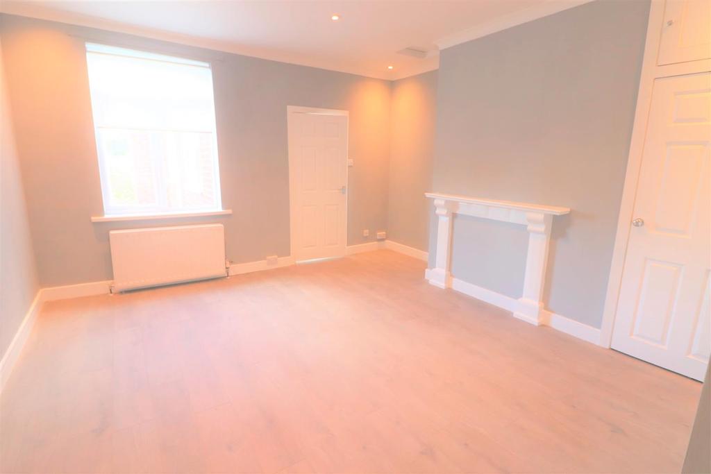 Rothesay Terrace, Bedlington 2 bed flat £500 pcm (£115 pw)