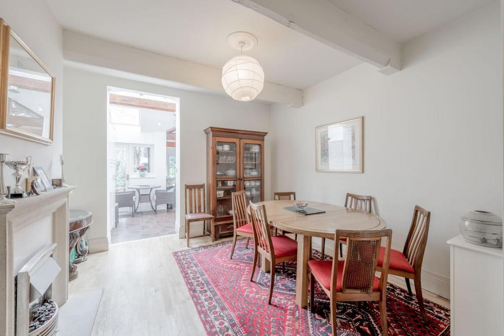 Dining Area 2