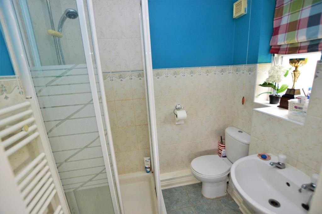 En-suite shower room