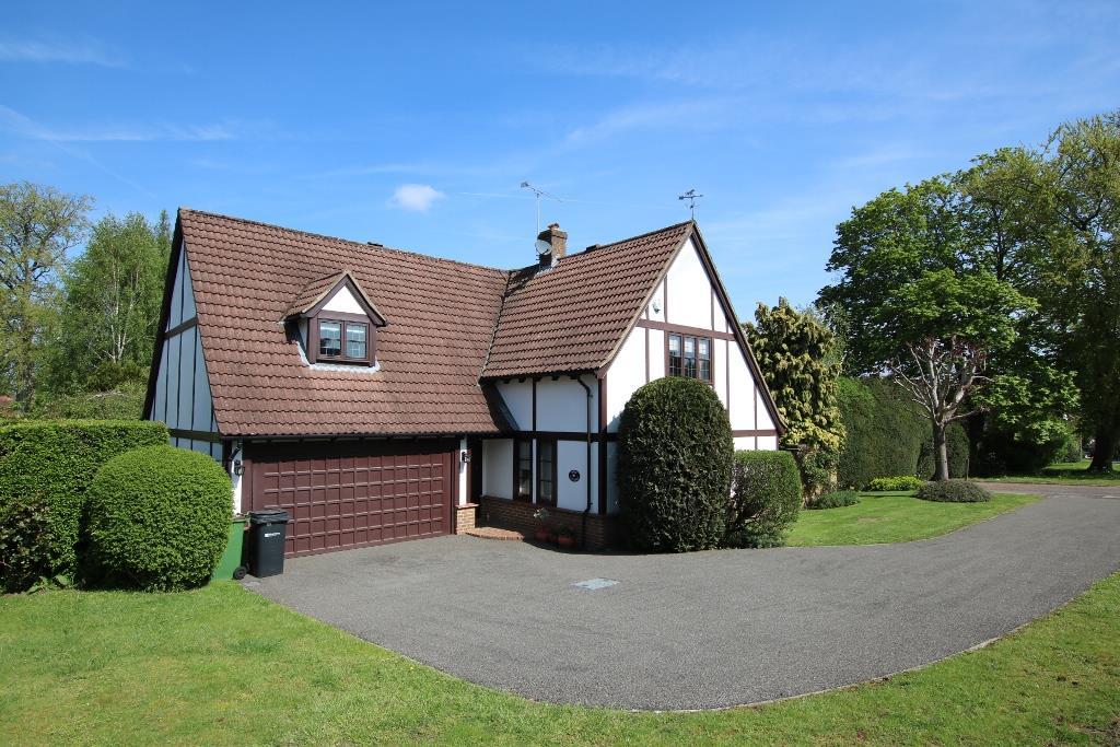 Rose Cottage Sycamore Close front.JPG