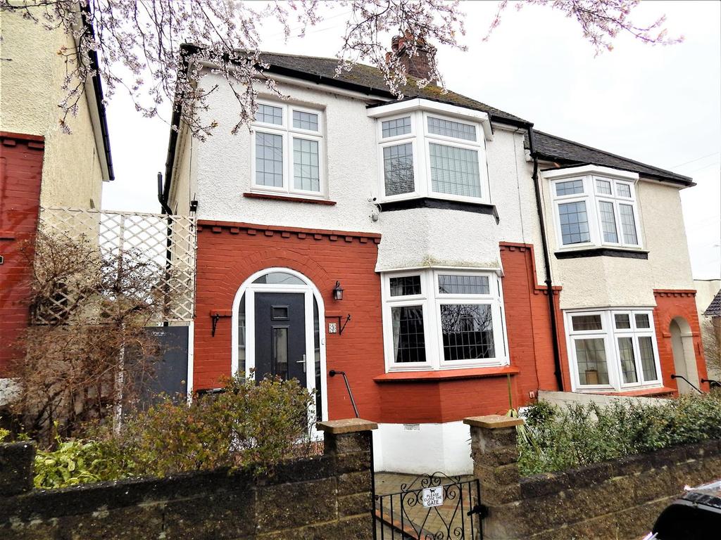 Arthur Road, Rochester 3 bed semidetached house £385,000