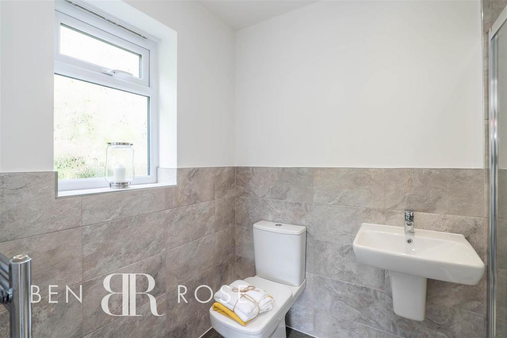 Bedroom Two Ensuite