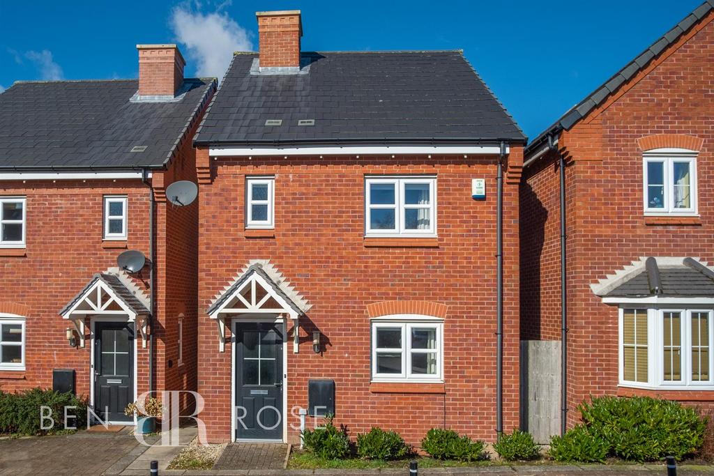 Pilgrim Drive, Chorley 3 bed detached house £209,995