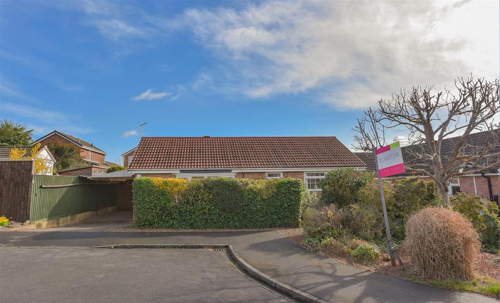 Potters Drive, Copmanthorpe, York 3 bed detached bungalow for sale £
