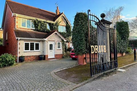 4 bedroom detached house to rent - Byrons Drive, Timperley, Altrincham