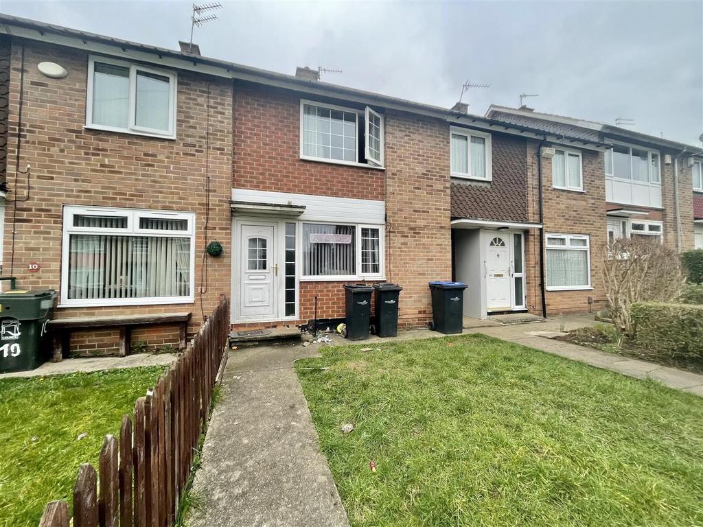 Bollington Road, Middlesbrough 2 bed terraced house £450 pcm (£104 pw)