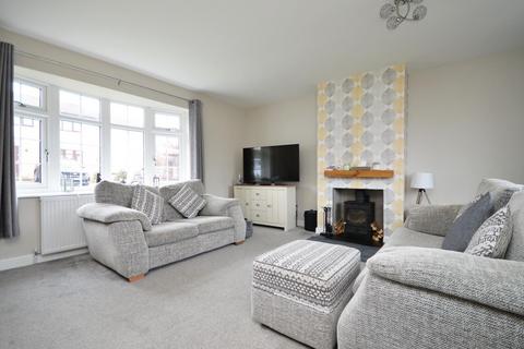 7 Acorn Grove, Bristol, BS13 8AW