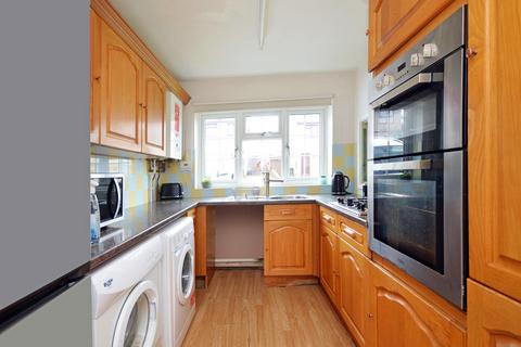 7 Acorn Grove, Bristol, BS13 8AW