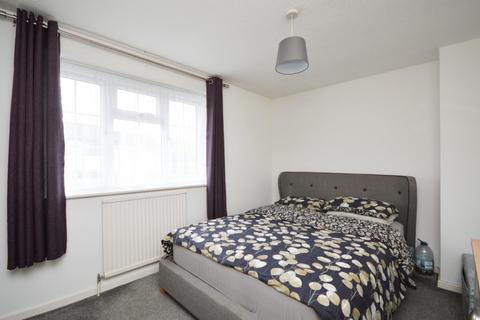 7 Acorn Grove, Bristol, BS13 8AW