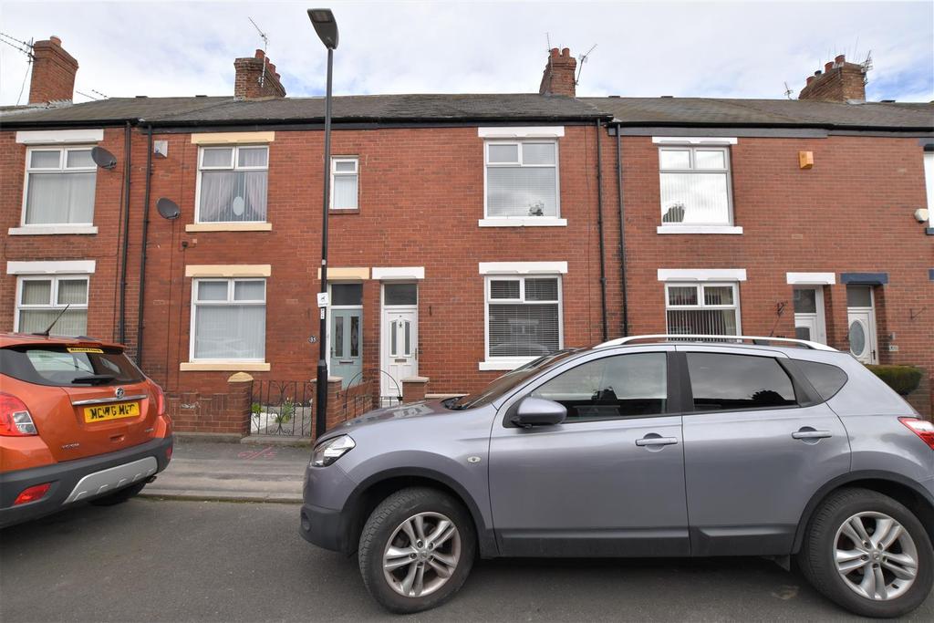 Primrose Crescent, Fulwell, Sunderland 2 bed terraced house £895 pcm