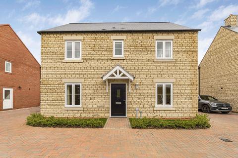 4 bedroom detached house for sale, BRADGATE at Hemins Place at Kingsmere Heaton Road (off Vendee Drive), Bicester OX26