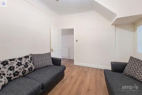 3 bedroom terraced house for sale, Hambrough Road, Southall, UB1