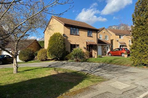 5 Blackwell Hill, Northampton, NN4 9YB