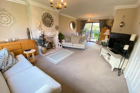 5 Blackwell Hill, Northampton, NN4 9YB