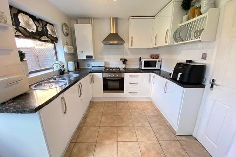 5 Blackwell Hill, Northampton, NN4 9YB