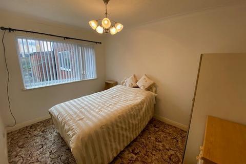 2 bedroom maisonette to rent, Manor Court, 376 Clifton Drive North, Lytham St. Annes, Lancashire, FY8