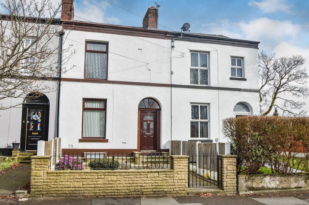 Hollins Lane, Bury, BL9 2 bed terraced house for sale £245,000
