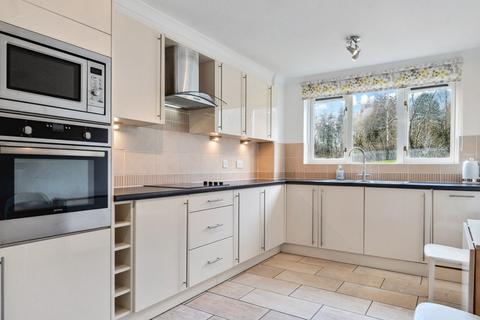 9 Canberra Court Braidpark Drive, Giffnock, Glasgow, G46 6NS