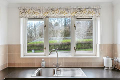 9 Canberra Court Braidpark Drive, Giffnock, Glasgow, G46 6NS