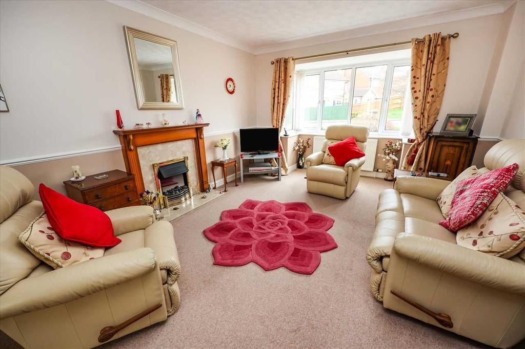 Willow Road, Branston, Lincoln 3 bed detached bungalow £325,000