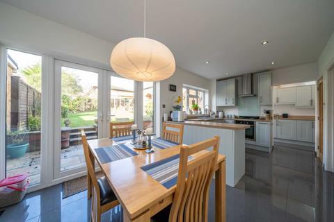 38 Roseheath, Hemel Hempstead, HP1 2LT