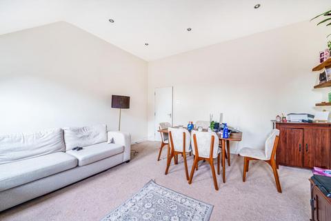 2 bedroom apartment to rent - Sunningfields Road,  London,  NW4