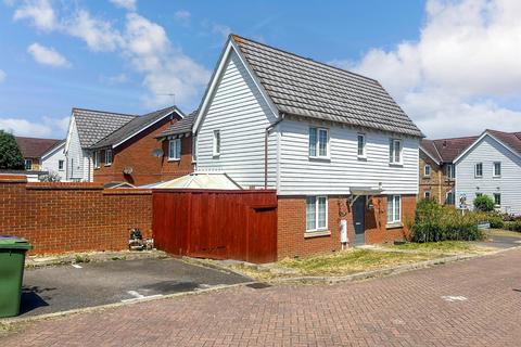 3 bedroom semi-detached house for sale, Bluebell Close, Minster On Sea, Sheerness, Kent