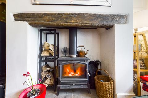 2 bedroom cottage for sale, Sportsman Cottage, Speen Road