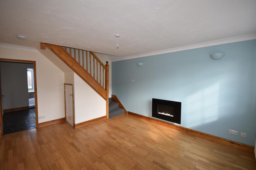 Brandy Brook, Johnstown, Wrexham, LL14 2 bed semidetached house £800