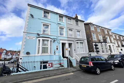 1 bedroom flat to rent, Wrotham Road, Broadstairs