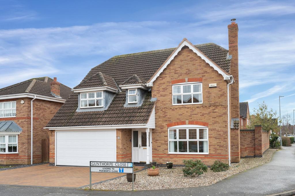 Gunthorpe Close, Oakham 4 bed detached house for sale £575,000