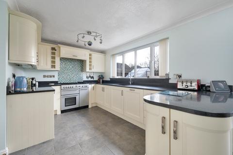 2 Gunthorpe Close, Oakham, LE15 6FH