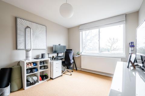 6 Pennethorne Close, London, E9 7HF