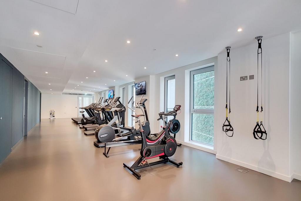 7 Gym 1
