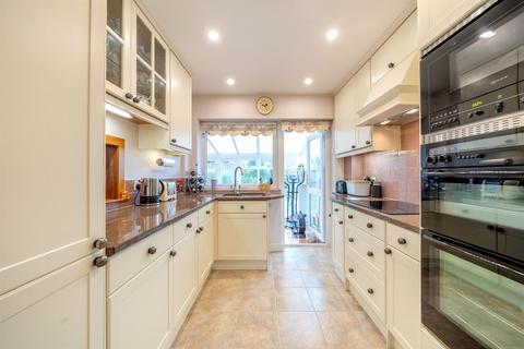 3 bedroom semi-detached house for sale, Woodland Way, Marlow