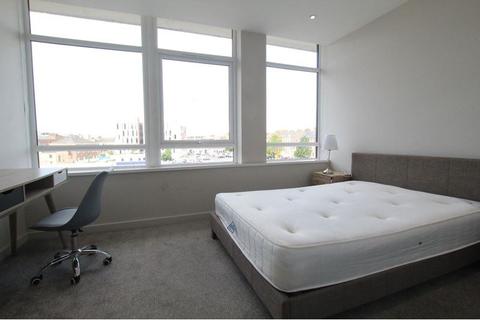 1 bedroom flat for sale - K2 Apartments, North Block, 70 Bond Street, Hull, East Riding of Yorkshire, HU1 3EN