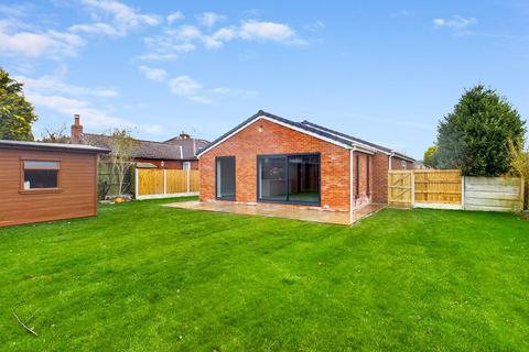 1 Buckingham Grove, Formby, Liverpool, L37 6ET