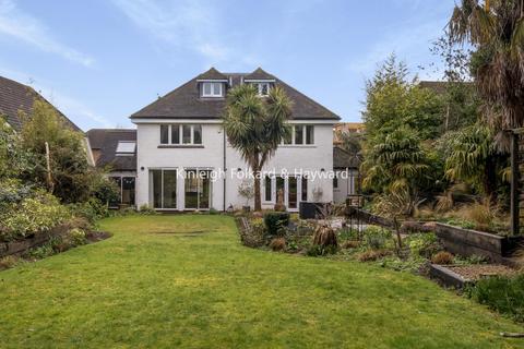 May Cottage Westbury Road, Bromley, BR1 2QB
