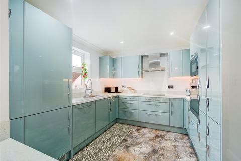 14 Beechwood Drive, Camelford, PL32 9NA