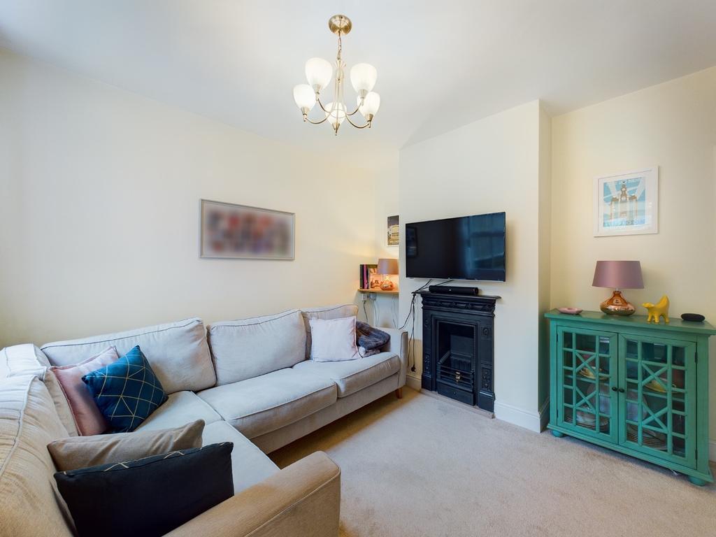 Ebury Road, Watford, Hertfordshire, WD17 2 bed terraced house £1,500 pcm (£346 pw)