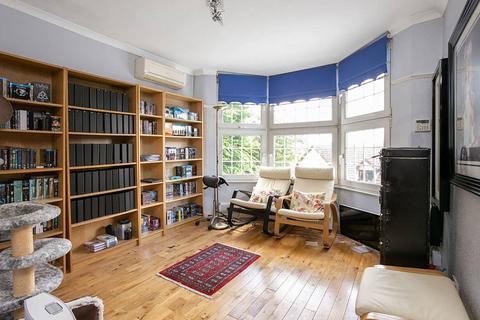 3 bedroom semi-detached house for sale - Colworth Road, Upper Leytonstone, London, E11