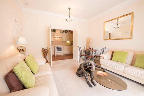 2 bedroom flat to rent, East London Street, Edinburgh, EH7