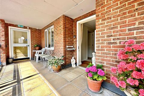 2 bedroom apartment for sale, Southfields Road, Eastbourne, East Sussex, BN21