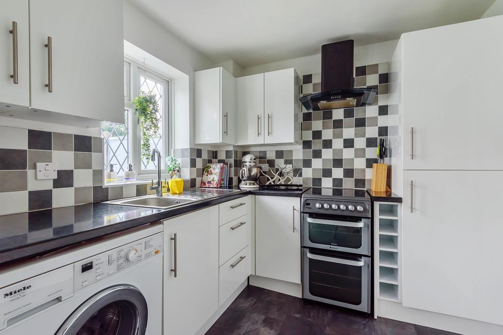 Kitchen 2