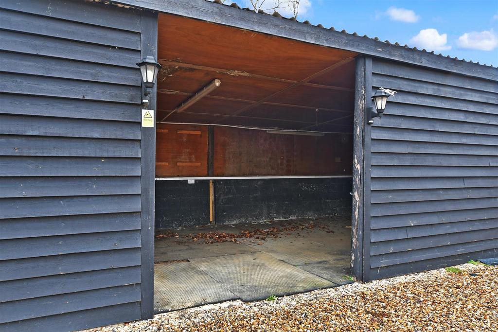 Workshop/Outbuildings